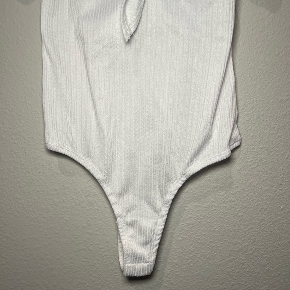 Wild Fable White Bodysuit Size S - Picture 3 of 10